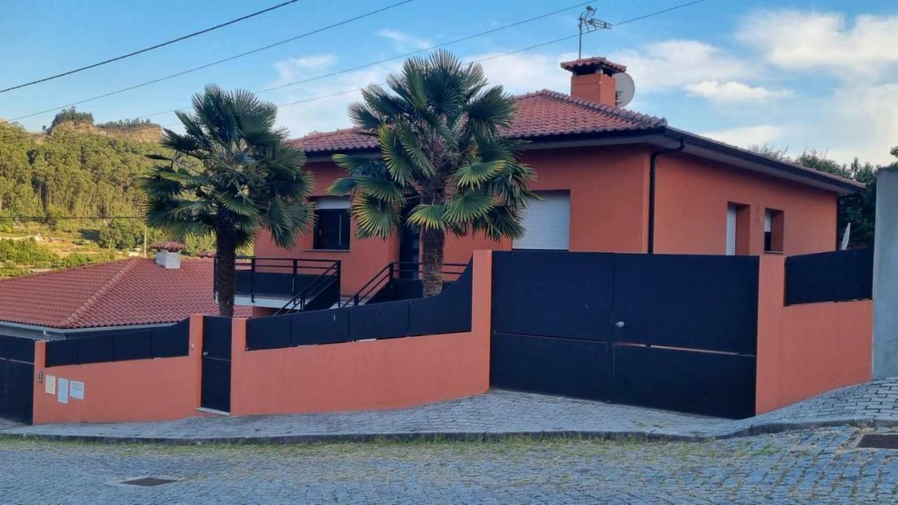 Villa Casa Azevedo Vila Nova de Famalicão Exterior foto